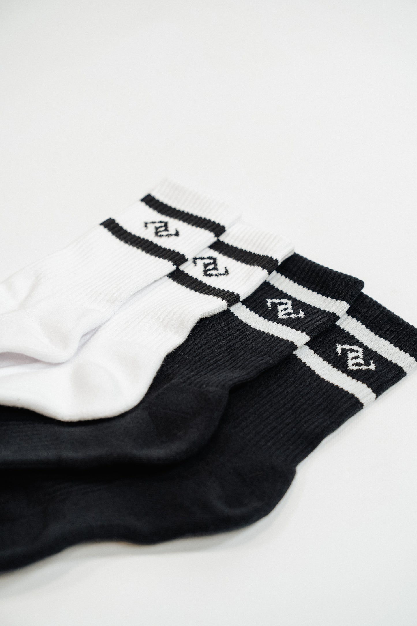 Zeo Evolve Crew Single