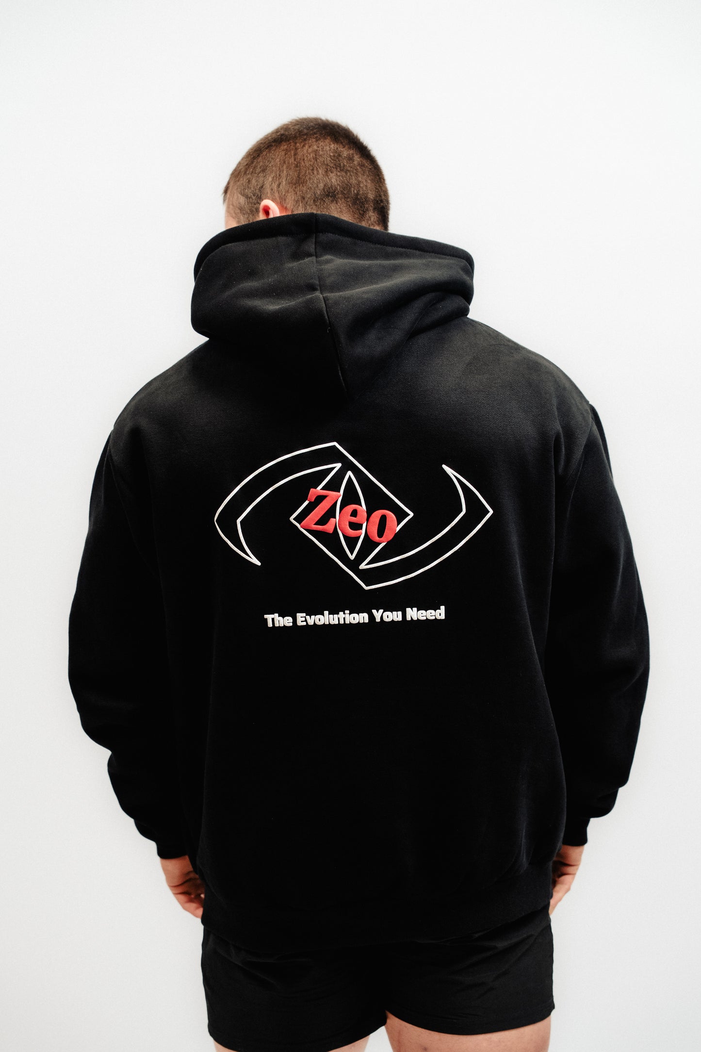 Zeo Essential Hoodie