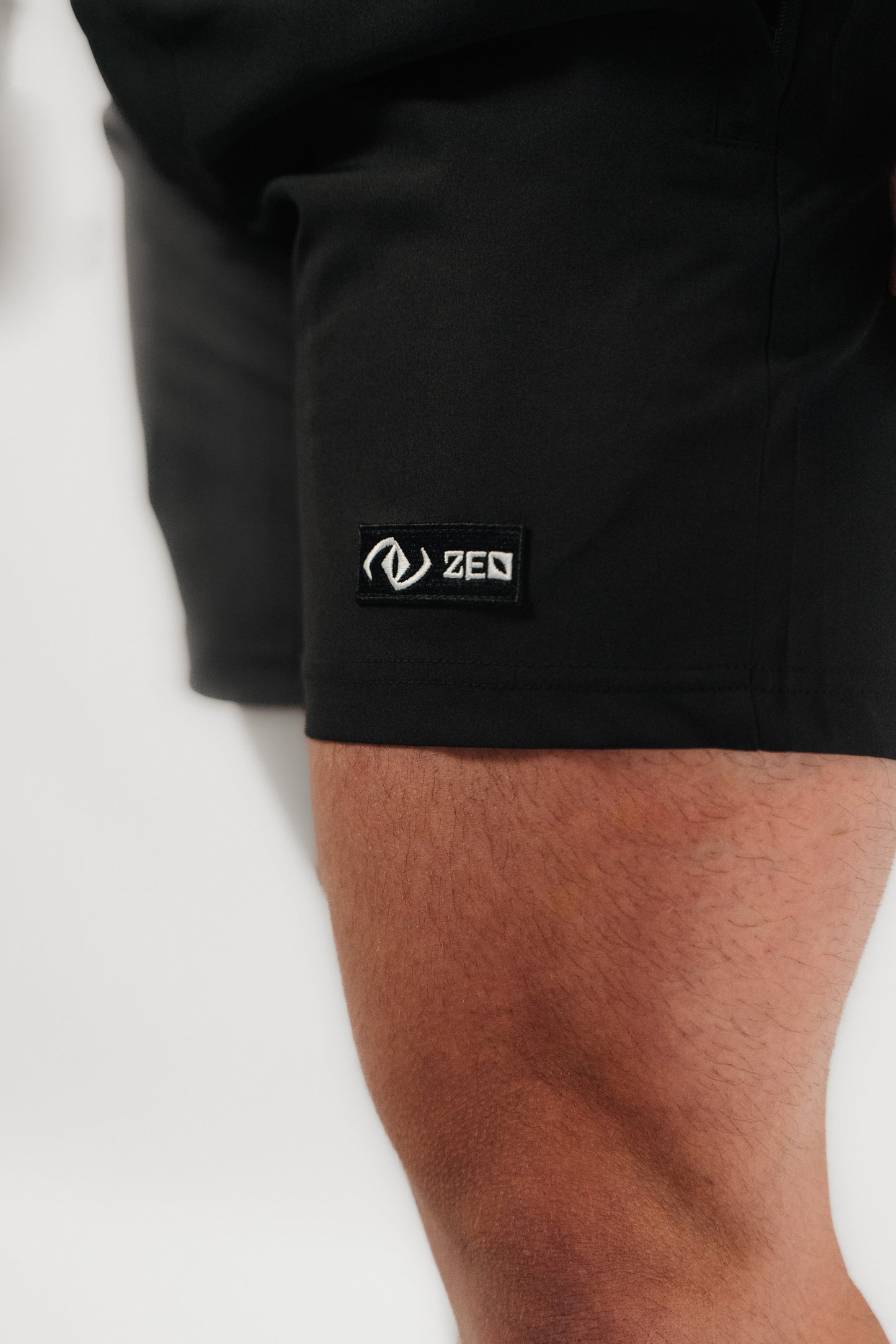Zeo Essential 5" Performance Shorts